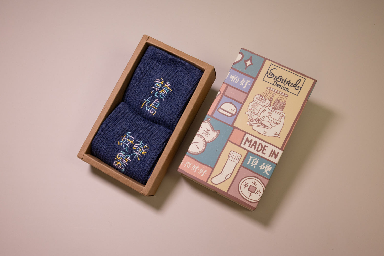 戇鳩無藥醫｜刺繡襪(多款)