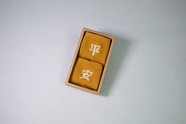 平安｜男女中筒刺繡襪