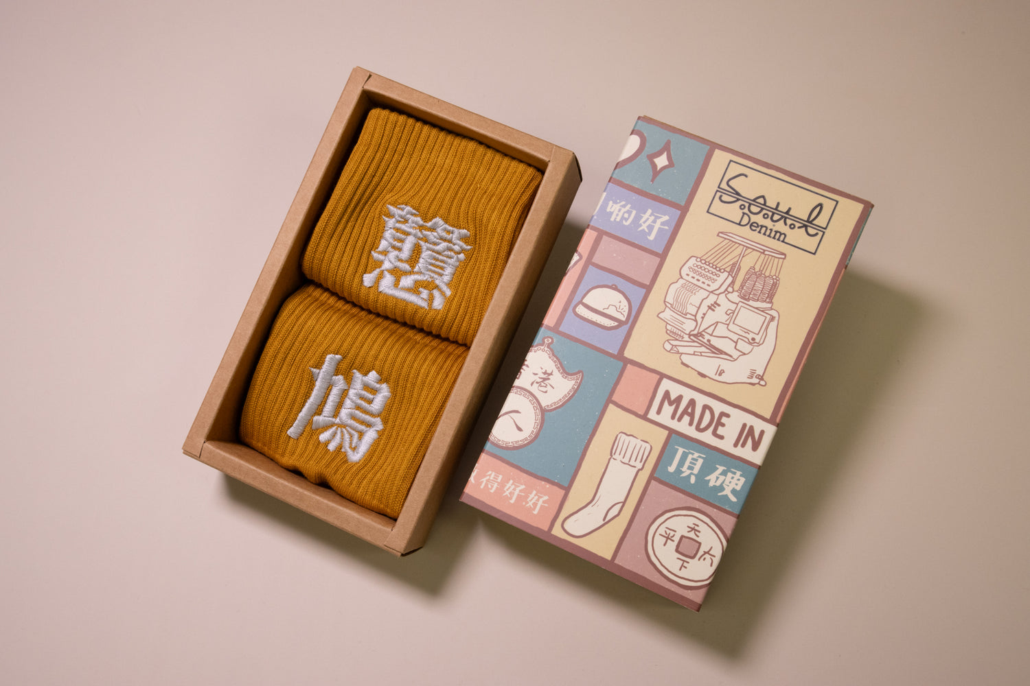 戇鳩｜刺繡襪(多款)